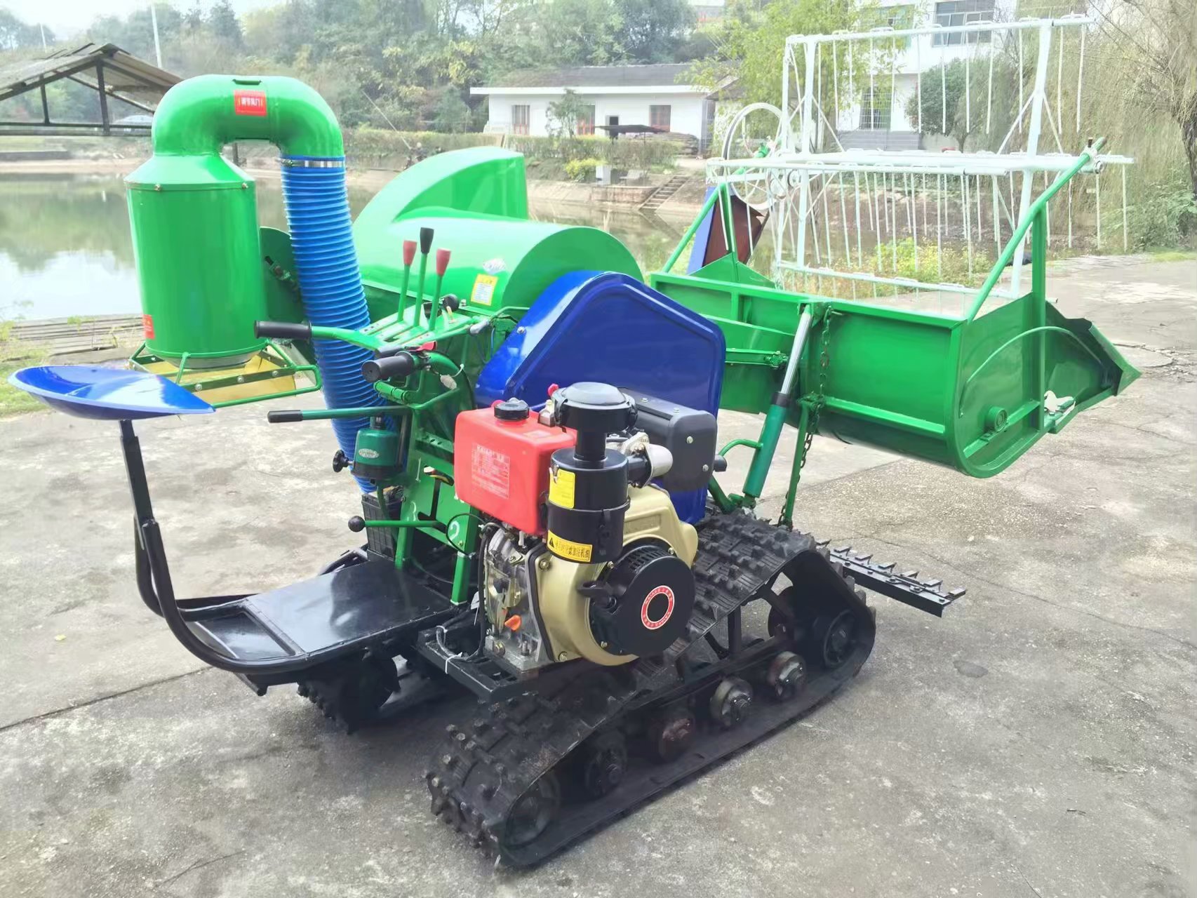 Mini Rice/Wheat Harvester